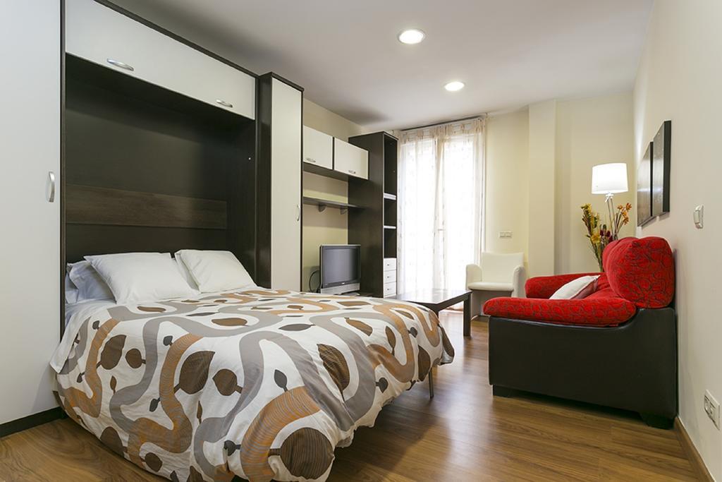 Apartments Center Madrid Pokoj fotografie
